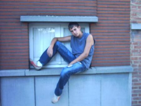 jona tes cool